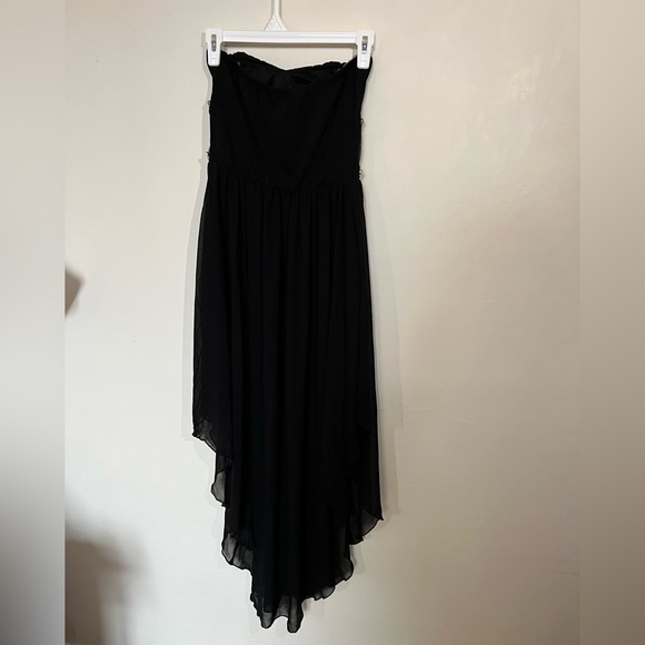 Women’s Black Strapless High-Low Dress - Picture 3 of 6